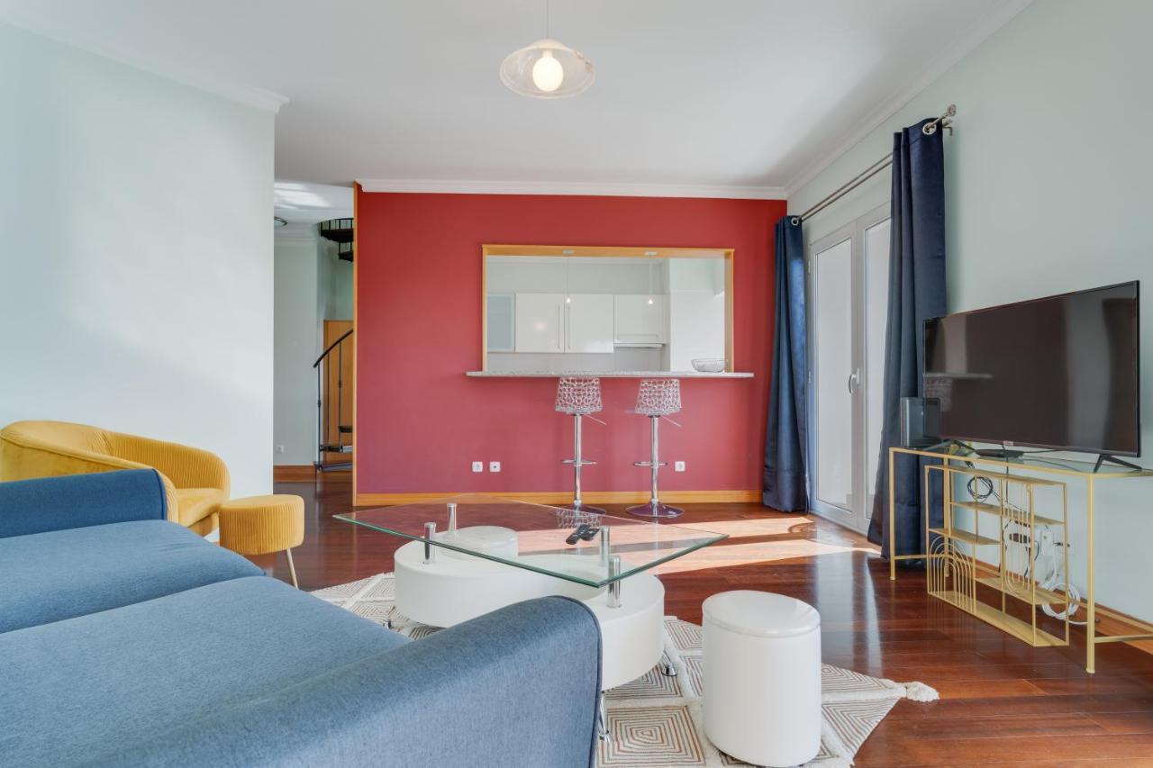 Duplex By Hr Madeira