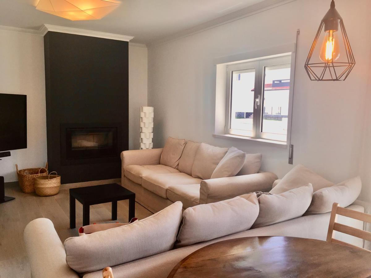 Torrezinha- Moradia Moderna Em Com Piscina Holiday home