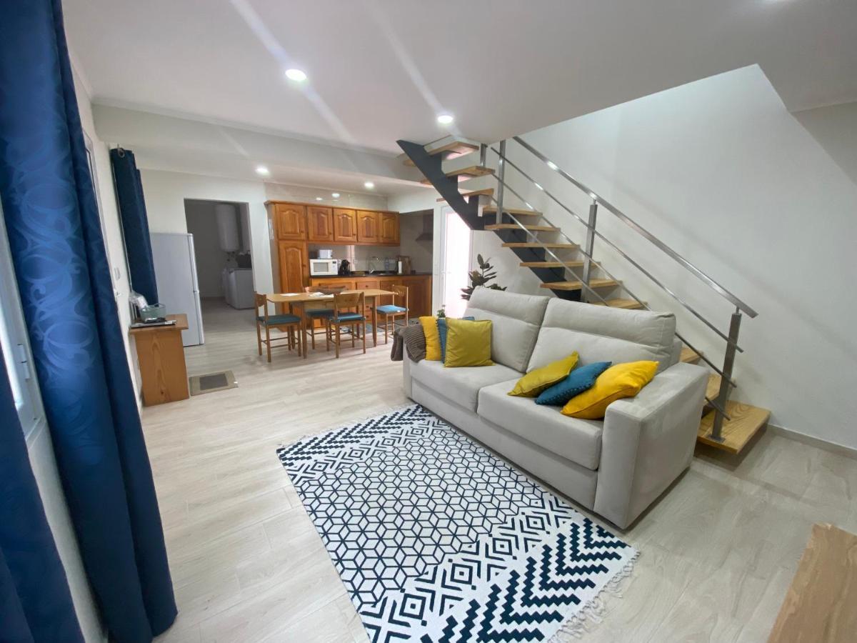 Casa Da Ribeira - Mosteiros Mosteiros (Azores)