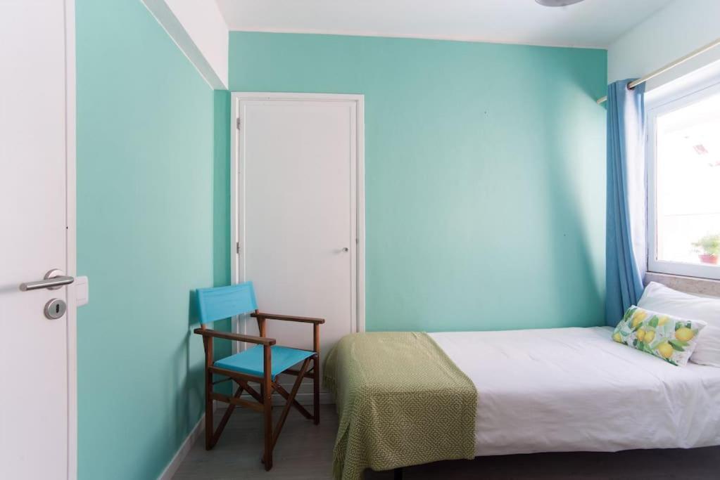 Lisbon Waves Surf Bed & Breakfast Almada