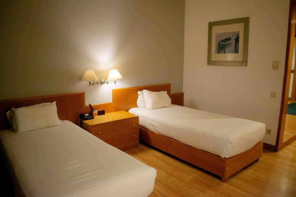 Tryp By Wyndham Parque 4*