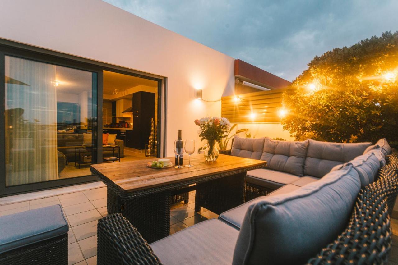 Apartment Bica, Luxury Heated Penthouses With Jacuzzi And Large Terrace In Baleal