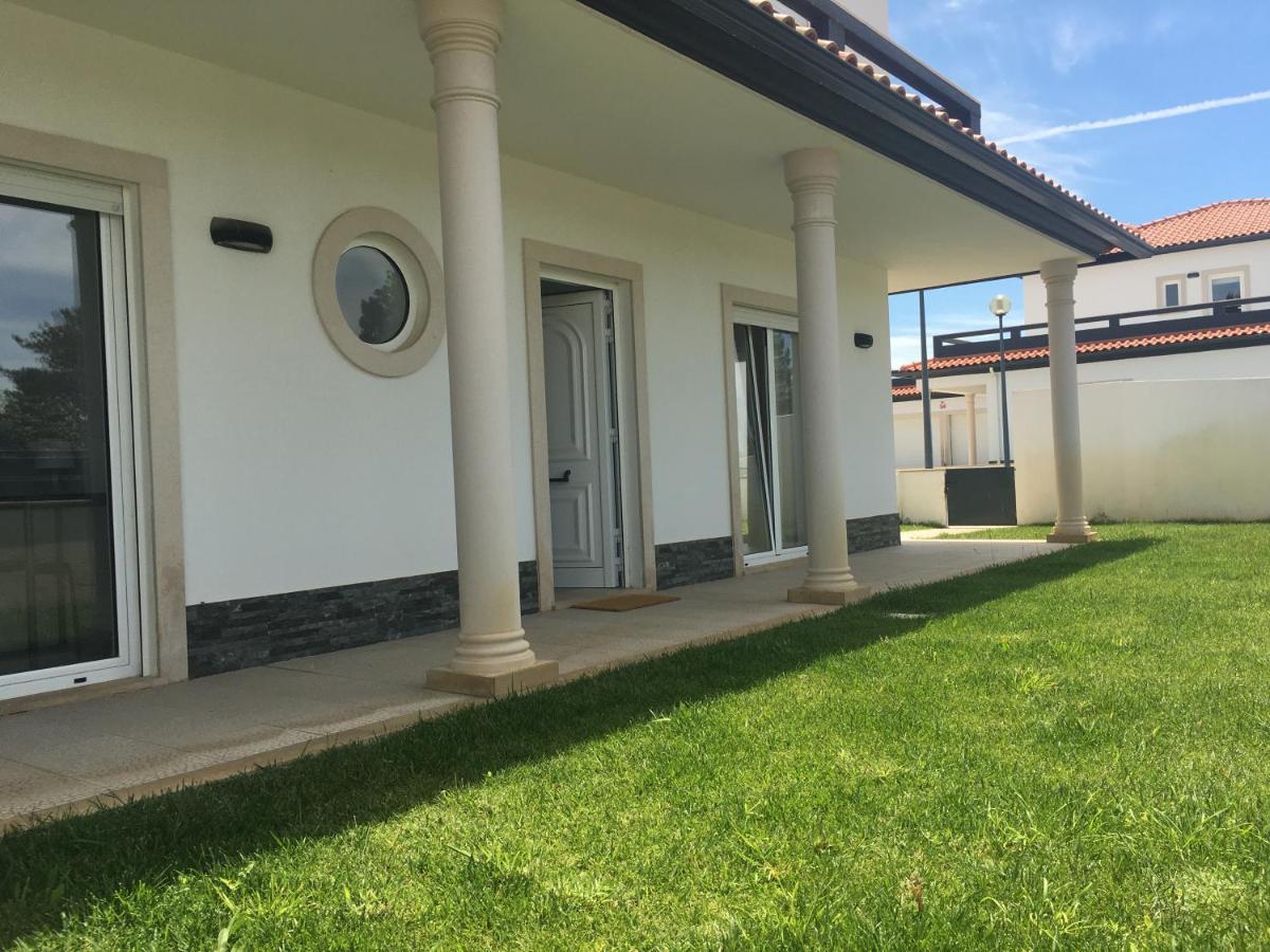Torrezinha- Moradia Moderna Em Com Piscina *
