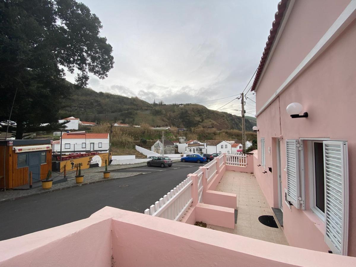Casa Da Ribeira - Mosteiros *