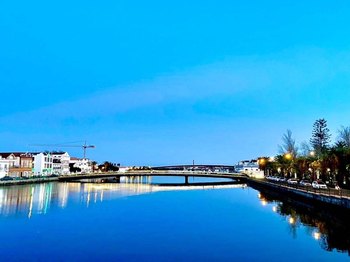 Golden Club- Eyes On Sea Apartment