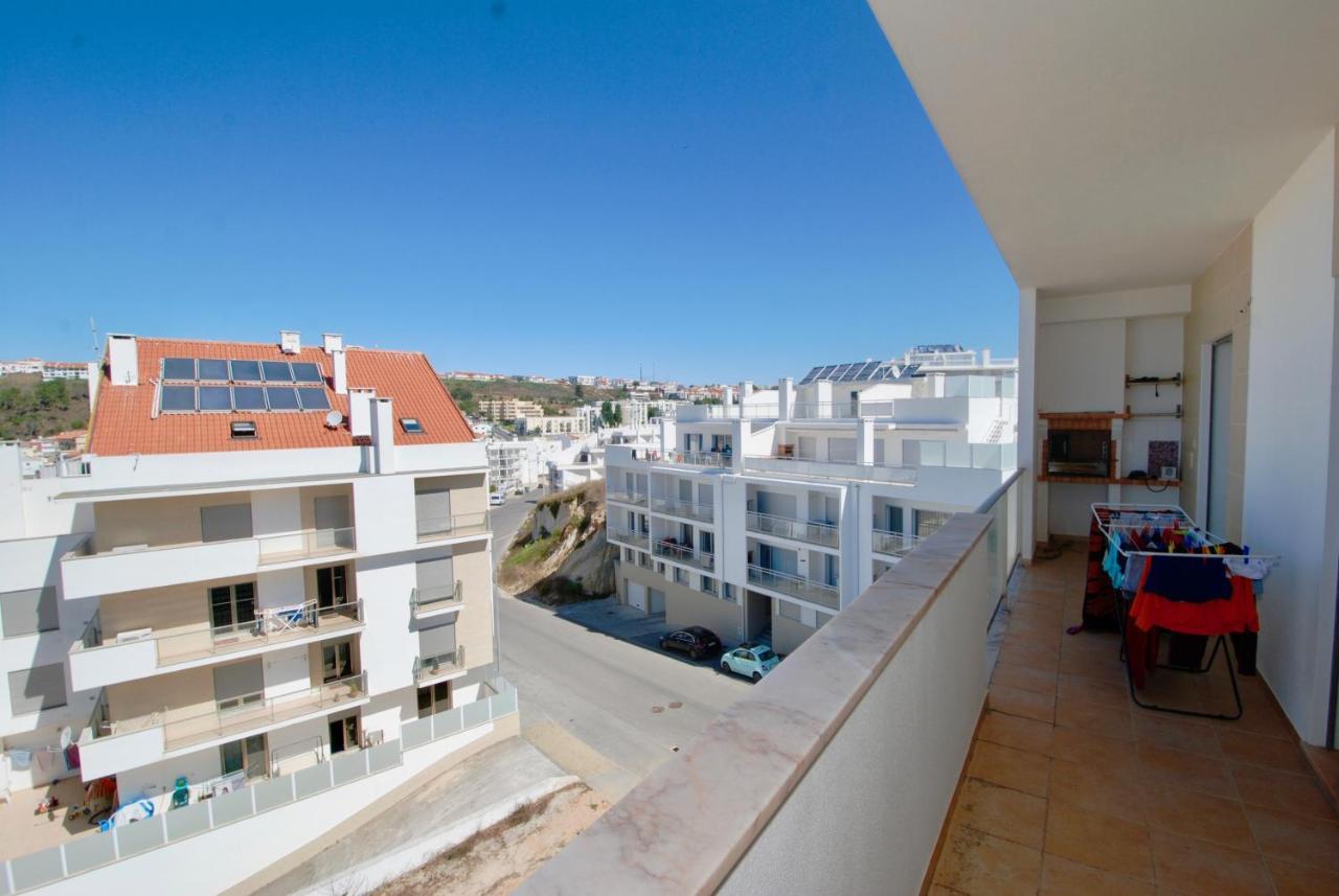 Blue Sky - With Roof Terrace In * Nazare