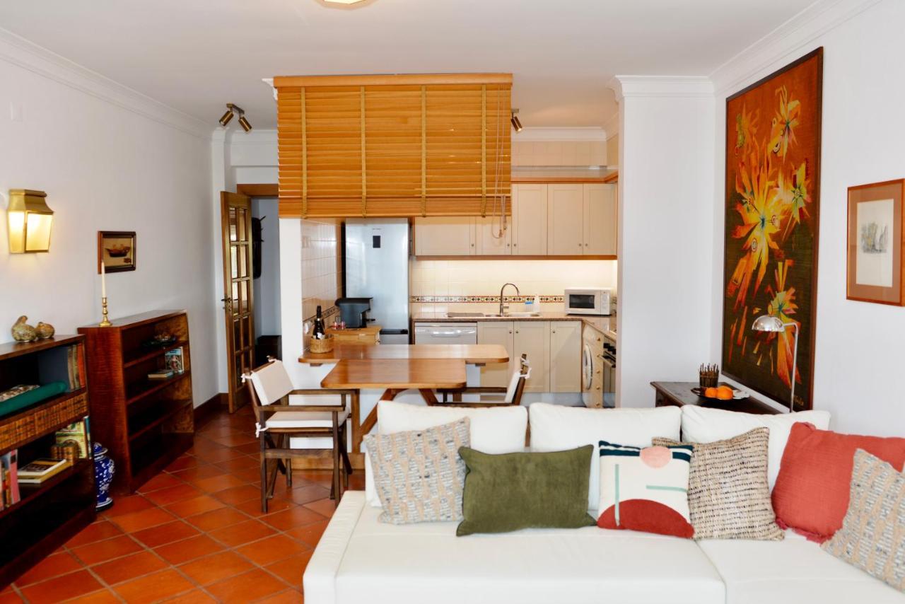 Sunset - Fantastic 1 Bedroom Sleeps 4 In Amazing Complex Apartment *