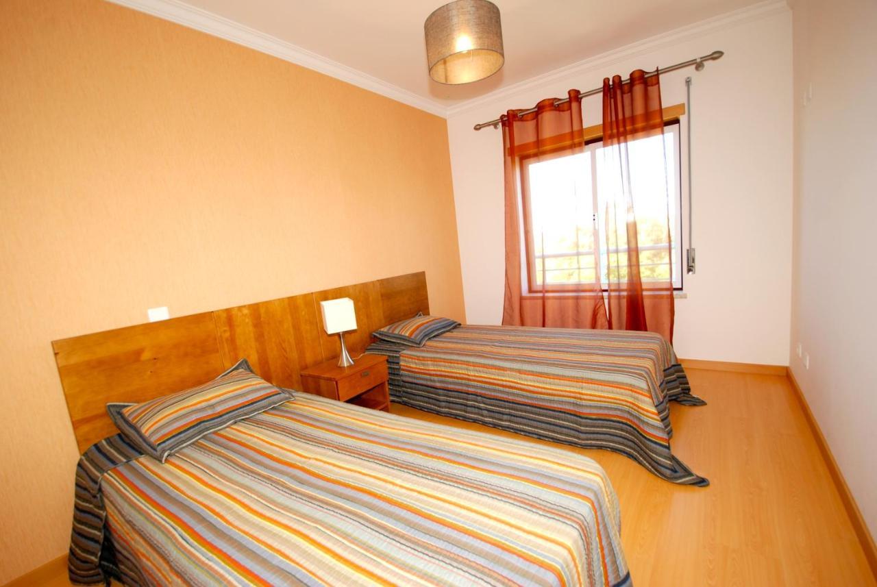 Marina - 3 Bedroom Sea View In Complex With Pools Apartment Nazare