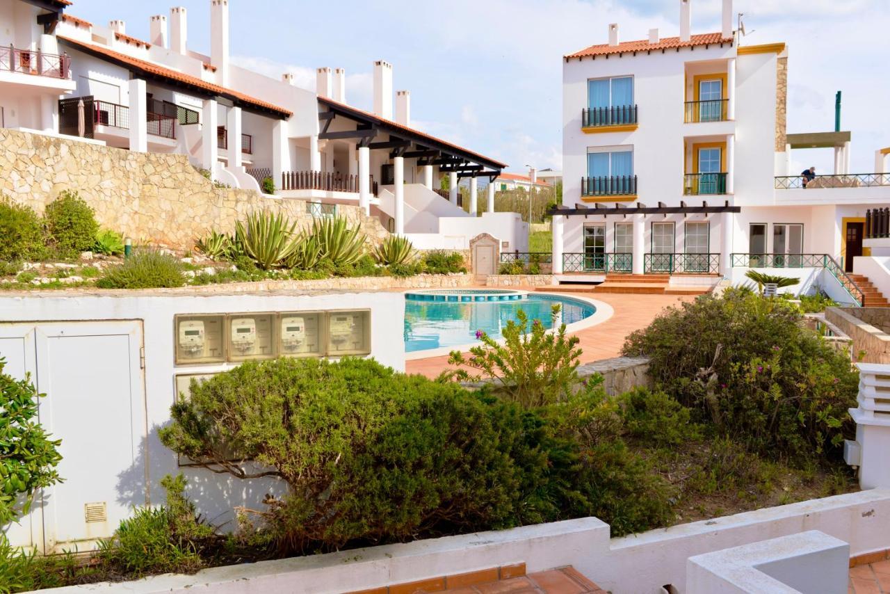 Sunset - Fantastic 1 Bedroom Sleeps 4 In Amazing Complex Sao Martinho do Porto