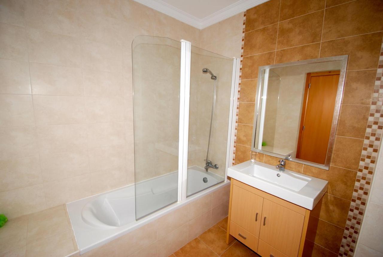 Marina - 3 Bedroom Sea View In Complex With Pools Apartment Nazare