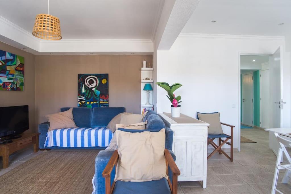 Lisbon Waves Surf Bed & Breakfast