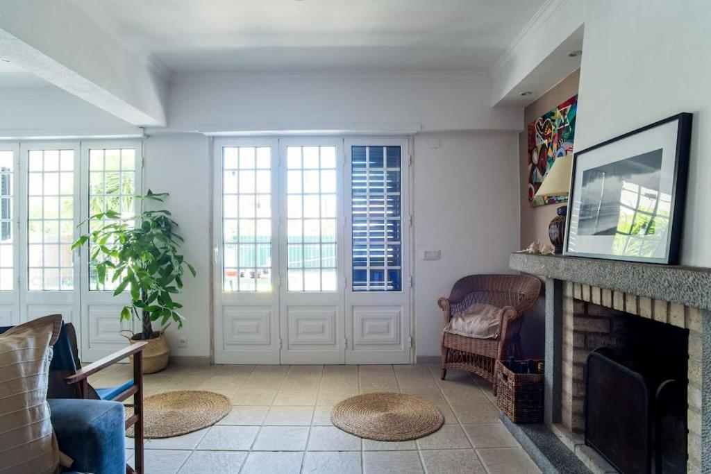 Lisbon Waves Surf Bed & Breakfast