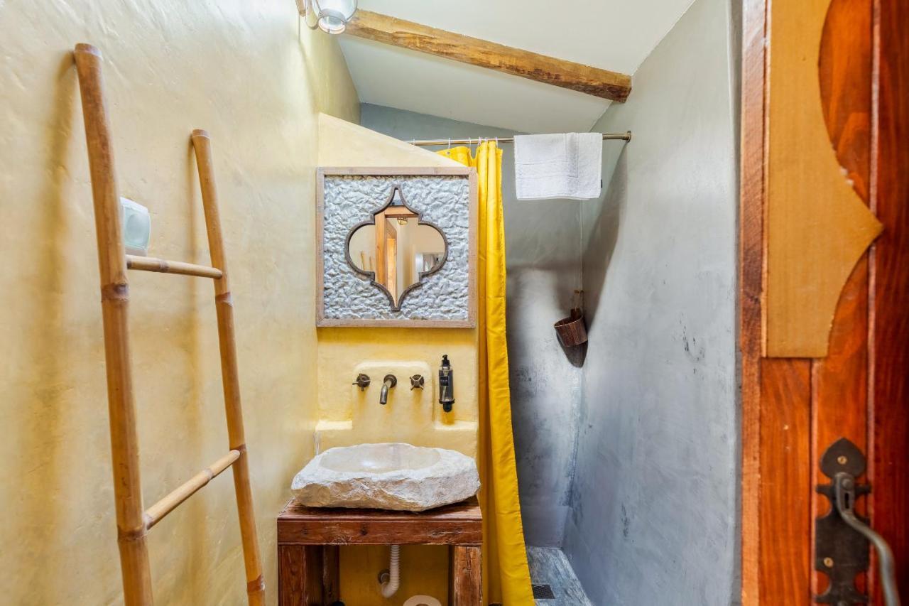 Marina Blue - & Guest house