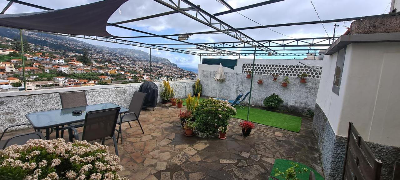 Chale - View Country house Funchal (Madeira)