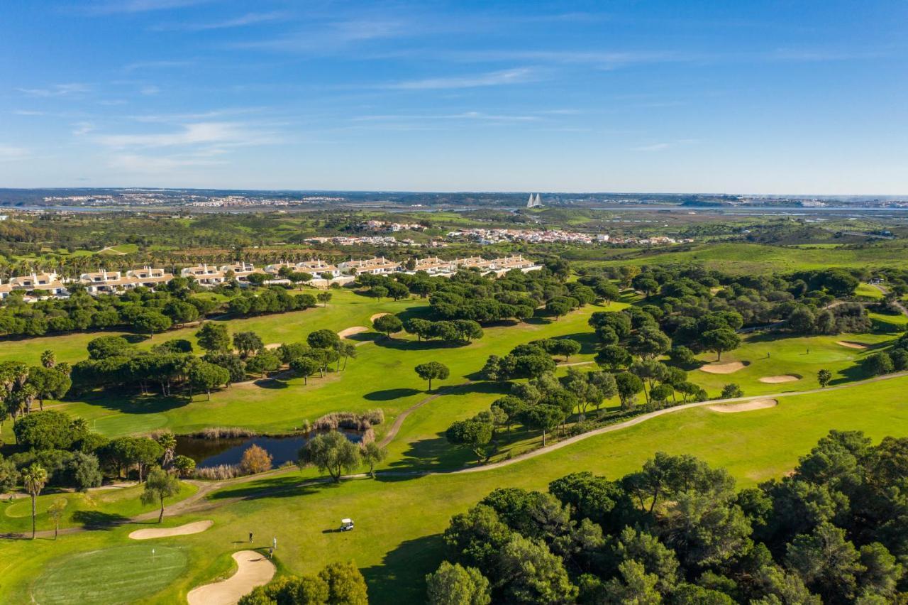 Golfe And Country Club