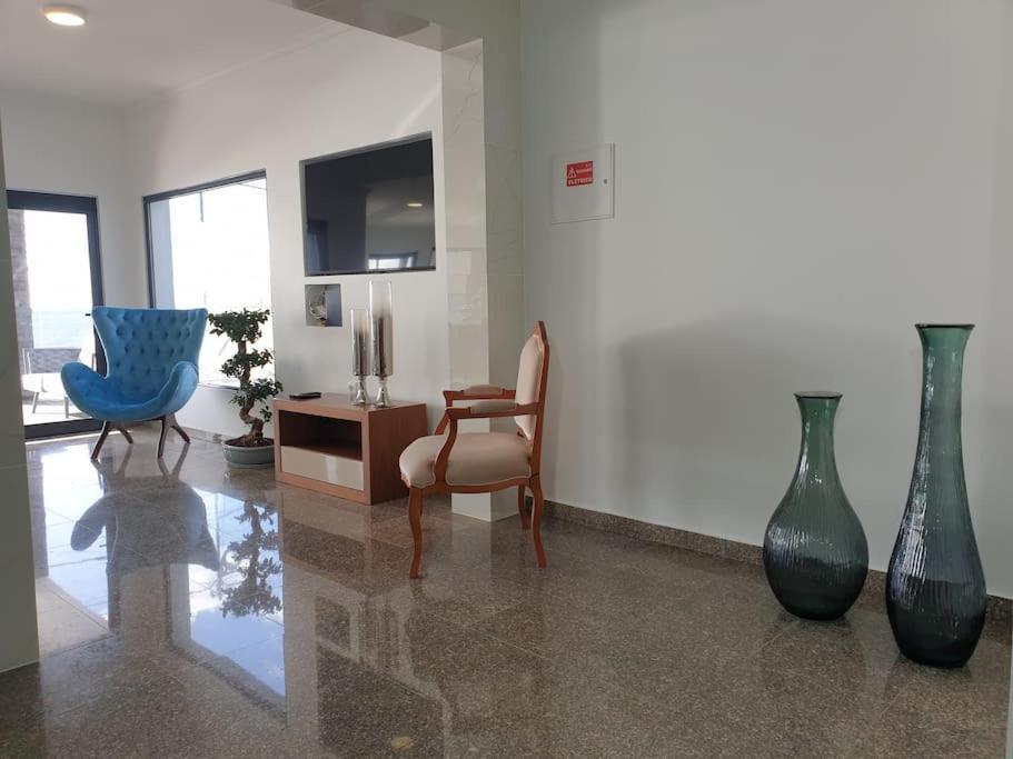 Sunset Avenue Apartment *