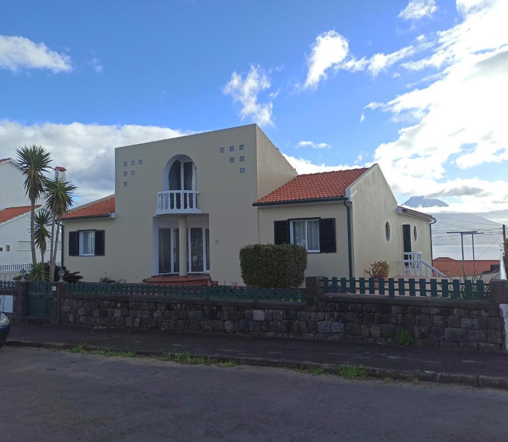 Holiday home Dutra's House