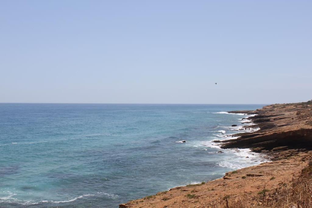 Breathtaking With Infinity Pool Over The Sea Villa Praia Da Luz