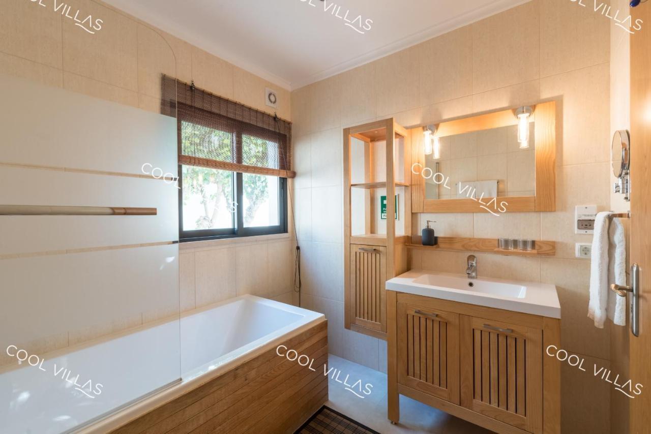Laurent - Beachfront And Center Apartment