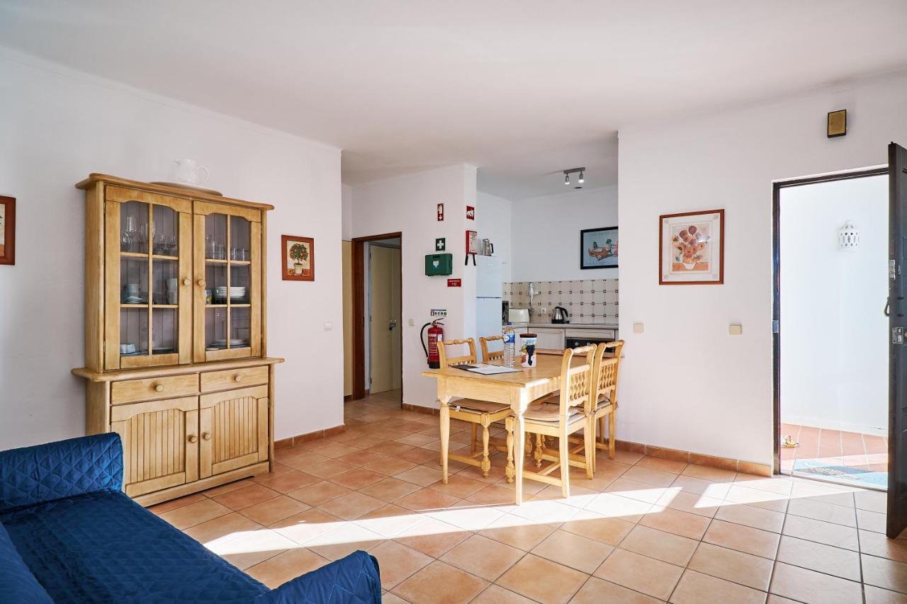 Kornelius Apartment *