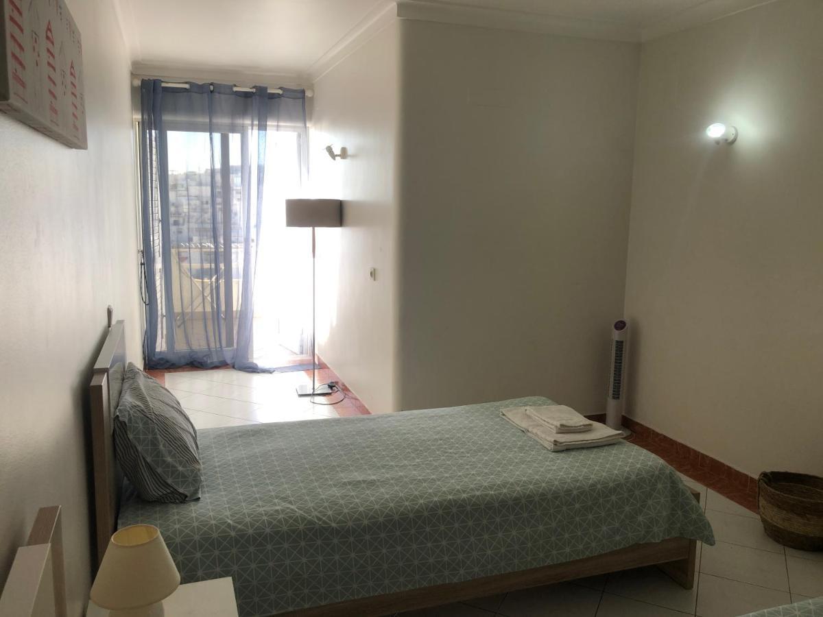 Beachfront 2 Bedroom Appartement *