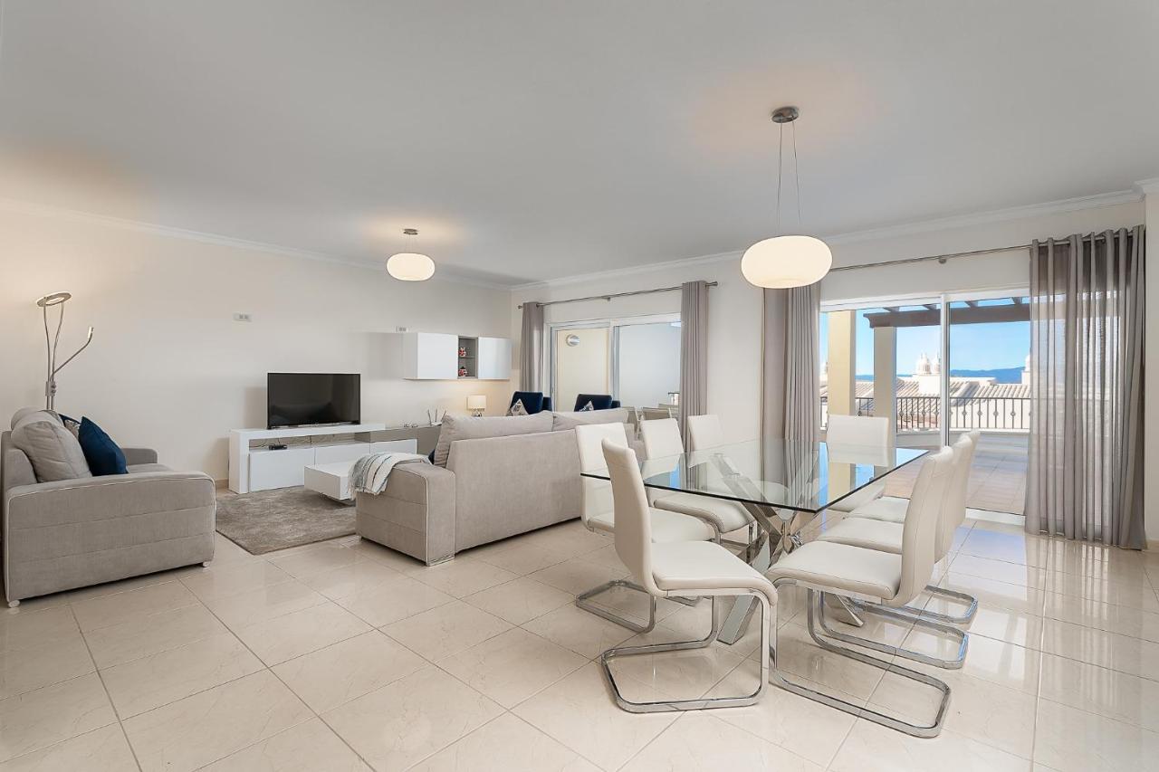 Casa Saudade - Luxury Penthouse With Stunning Views Apartment Estombar