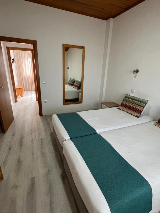 Zulla Nazare's Surf Village Guest house Nazare