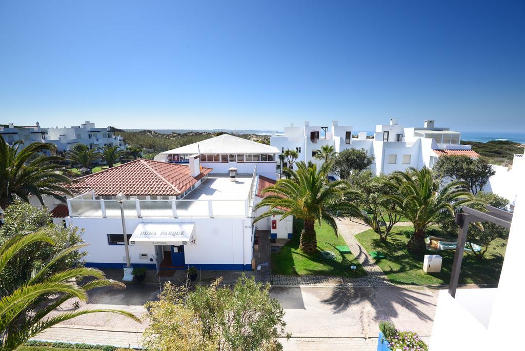 Penthouse With Rooftop Pool - Duna Parque & Apartahotel Vila Nova de Milfontes