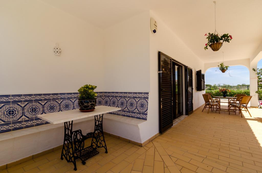 Larotil Villa