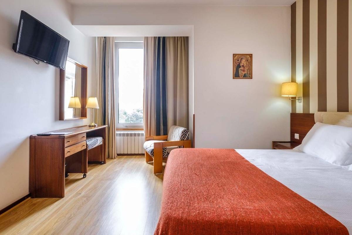 Crisol Tres Pastorinhos Hotel