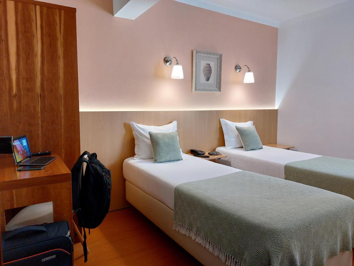 Santiago Hotel 2*
