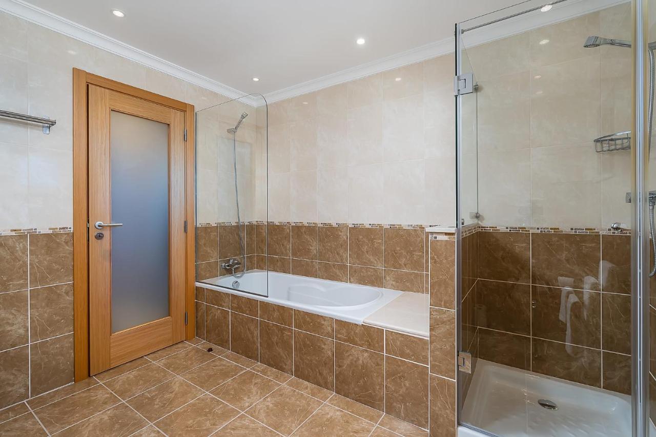 Apartment Casa Saudade - Luxury Penthouse With Stunning Views Estombar