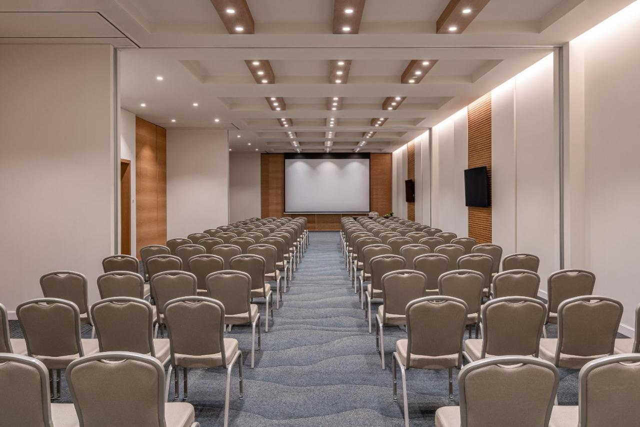Hyatt Regency Hotel