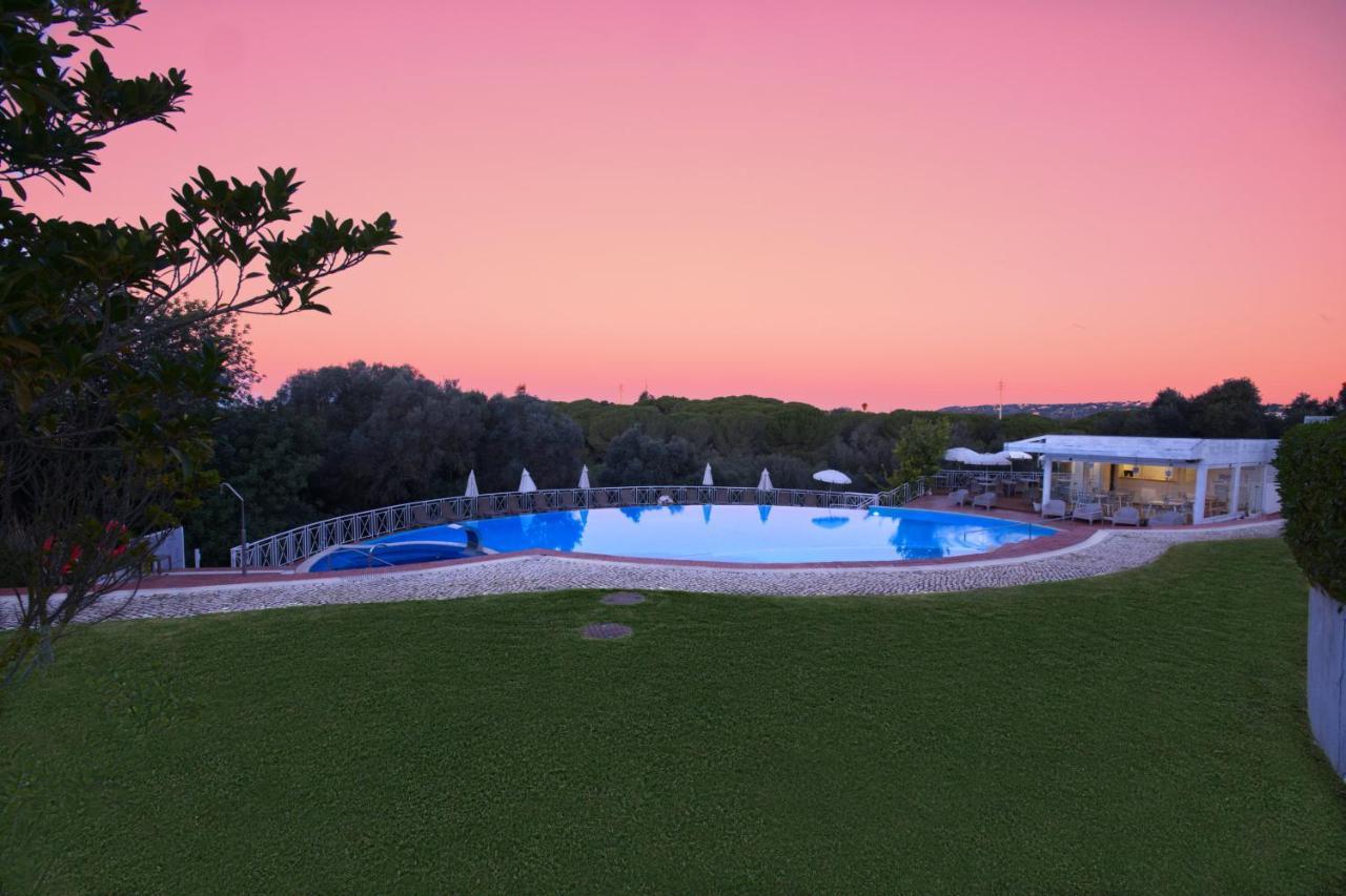 Cegonha Country Club Hotel 4*
