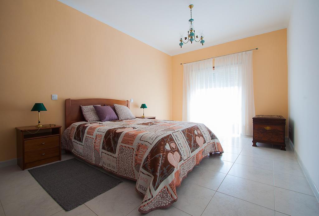 Filipe House, Lagos Apartment Apartment *