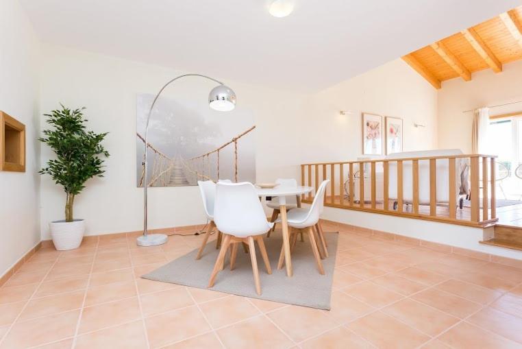Villa T3 Com Jardim Sagres
