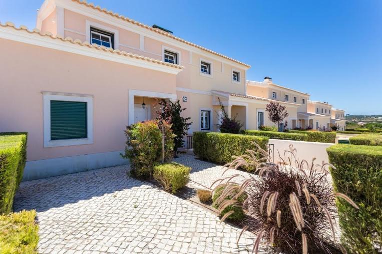 T3 Com Jardim * Sagres