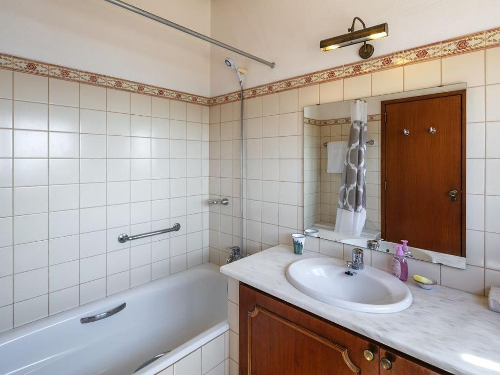 Stunning Oceanview Algarve Villa 9 Bedrooms Villa Quinta Marinha Amazing Location Overlooking Sea Huge Pool Benagil * Lagoa (Algarve)
