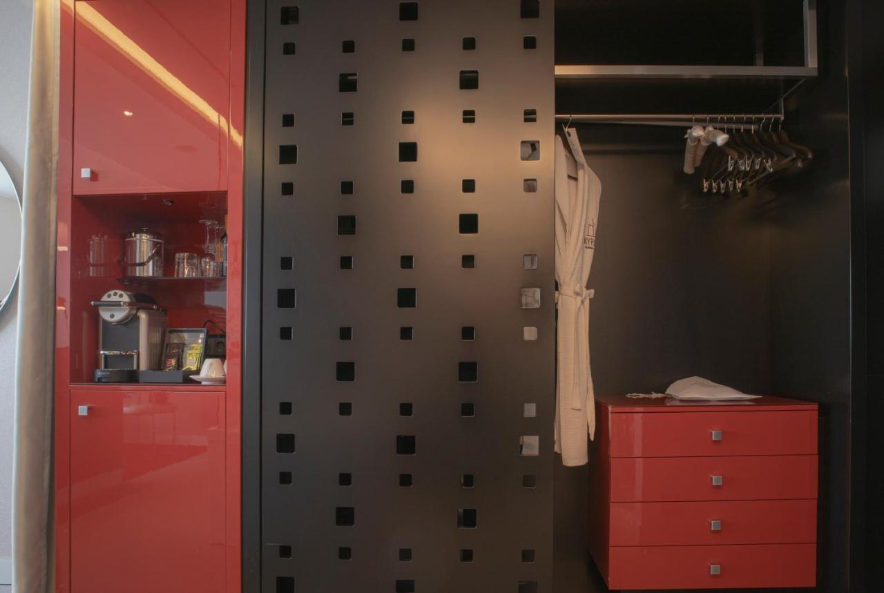 Hotel Myriad By Sana 5*
