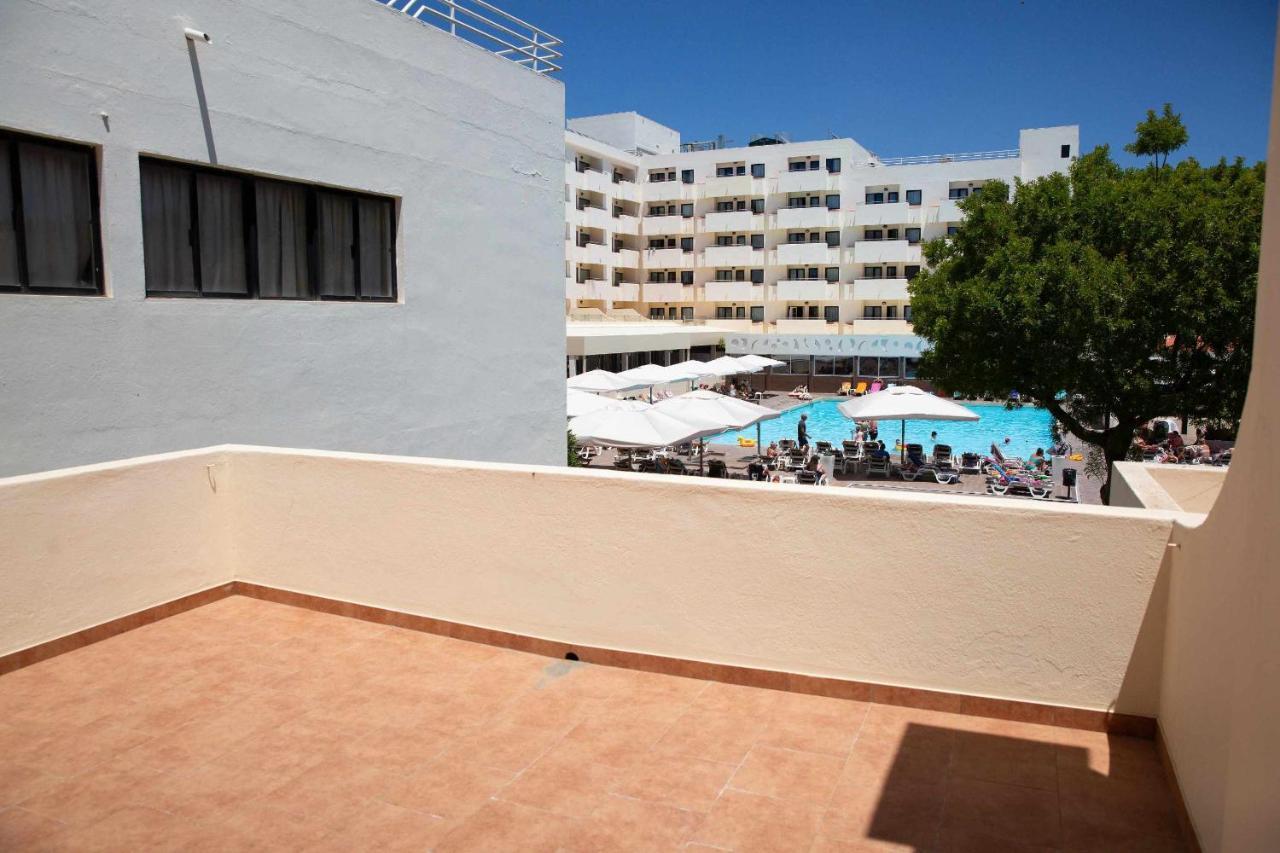 Sol I - Pool And Garden & Gym & Pousada Albufeira