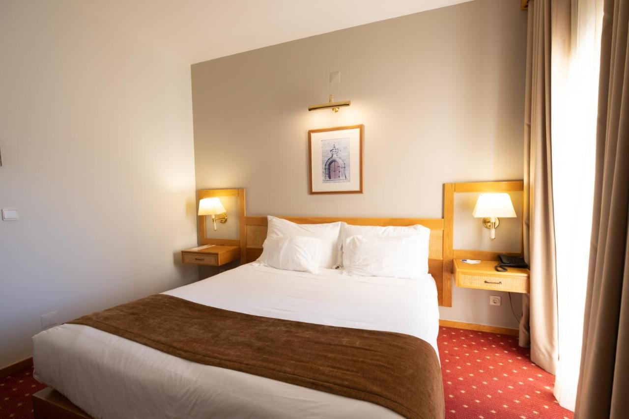Hotel Rainha D. Amelia, Arts & Leisure 4*