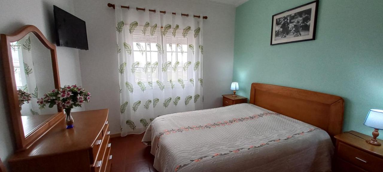 Casa Olhos De Mar - 7 Min Pe Peniche
