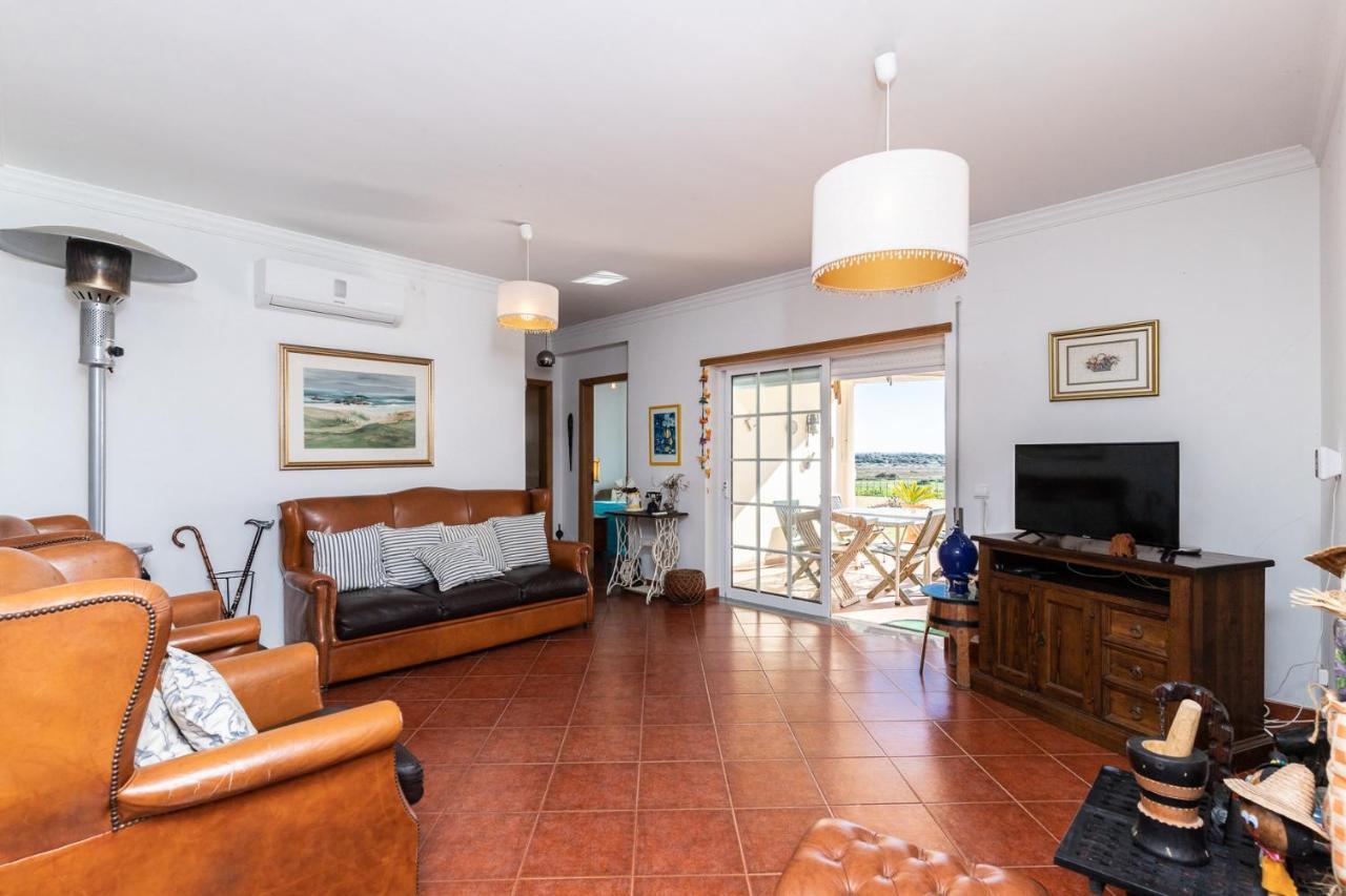 Apartment Front View Flat Huge Terrace Armacao de Pera