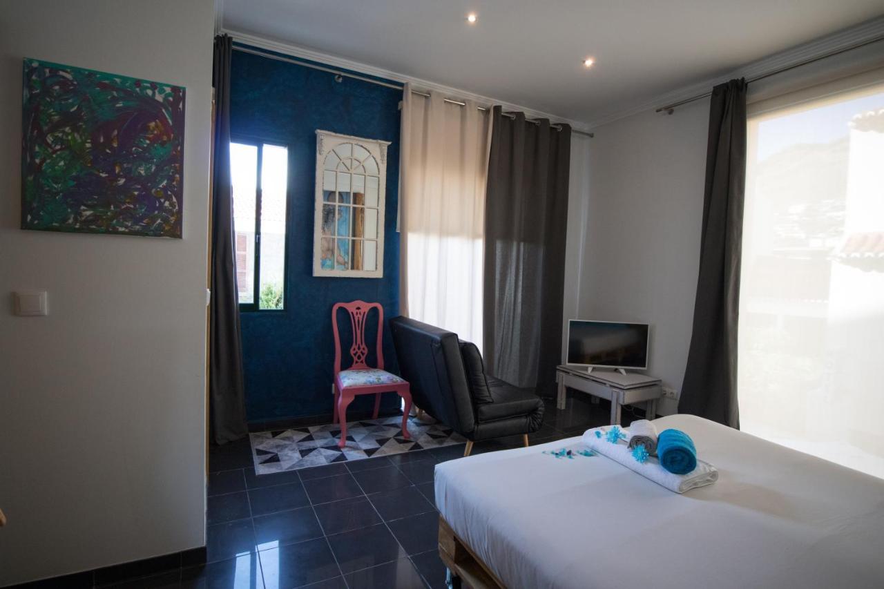 Modern & Recycled Hostal