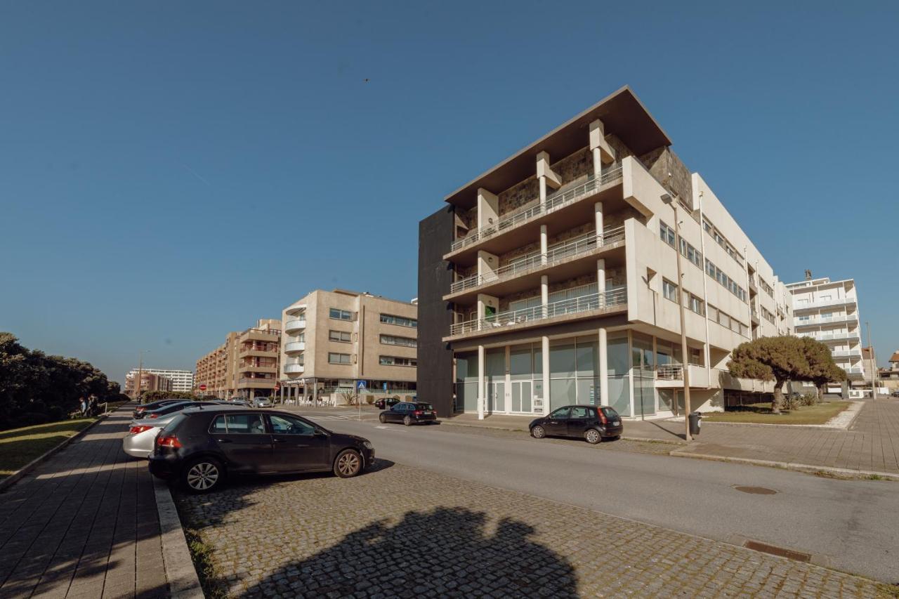 Modern Grand Seaside & Seaview By Vacationy * Matosinhos (Porto)