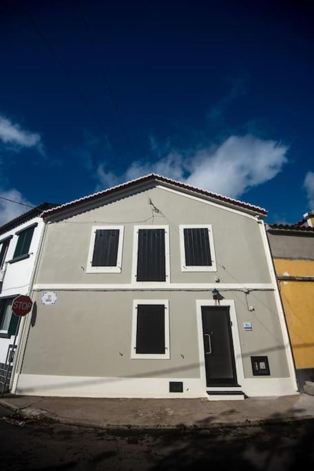 Casa Da Ribeira Holiday home *