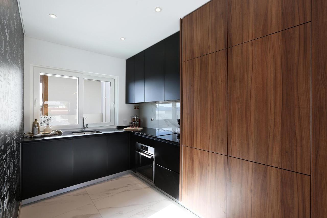 T2-marina Mar-condominio De Luxo * Nazare