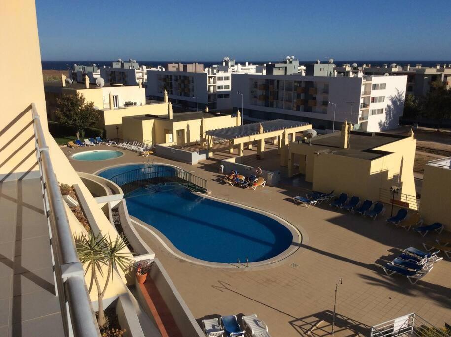 Beautiful Place With Ocean View Apartment