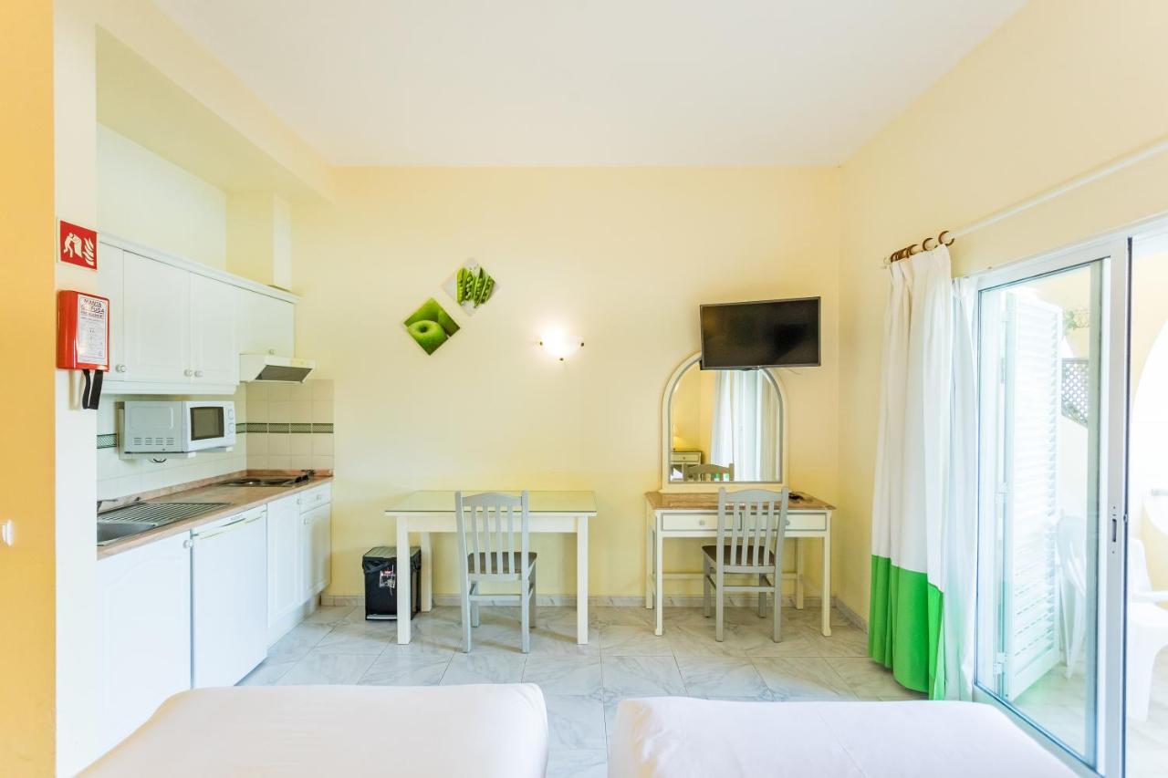 Wot Algarve Hotel Almancil