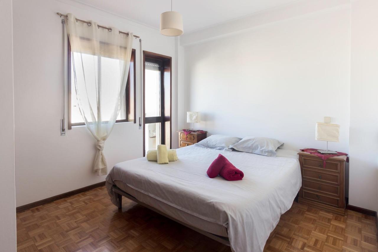 Guest H4u - Povoa Seaside Apartment